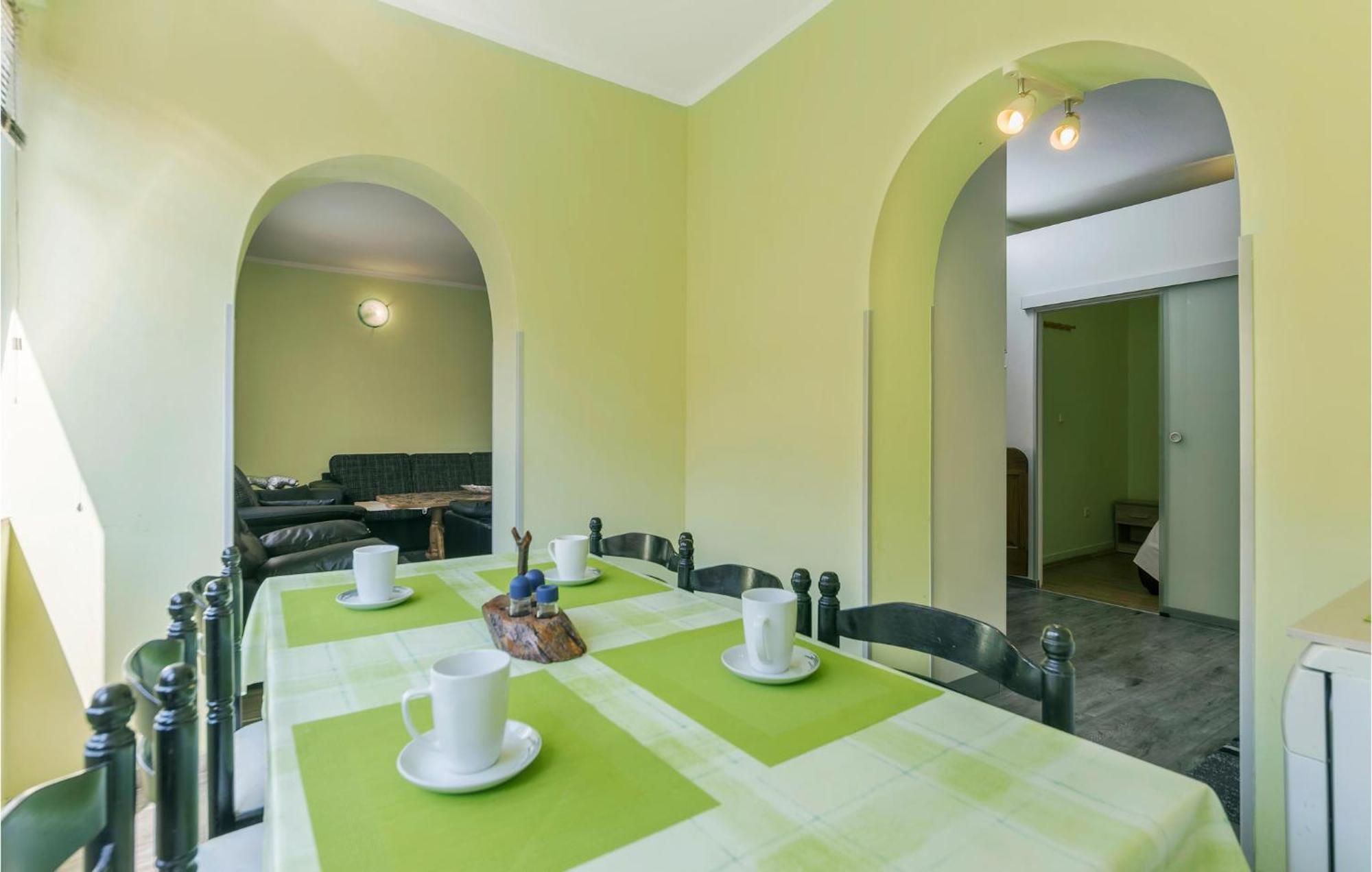 Stunning Apartment In Pula With Wifi Zewnętrze zdjęcie