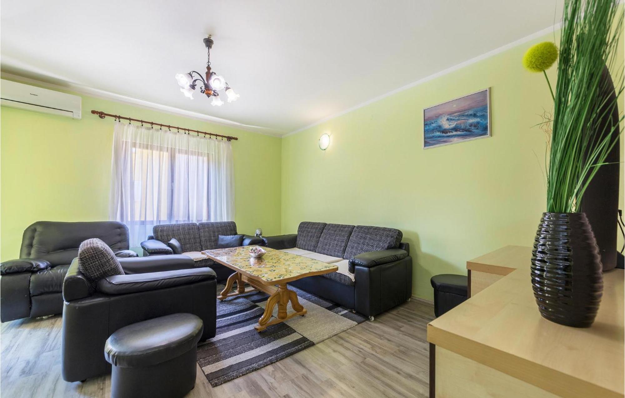 Stunning Apartment In Pula With Wifi Zewnętrze zdjęcie