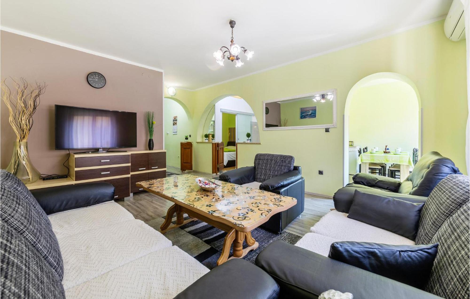 Stunning Apartment In Pula With Wifi Zewnętrze zdjęcie